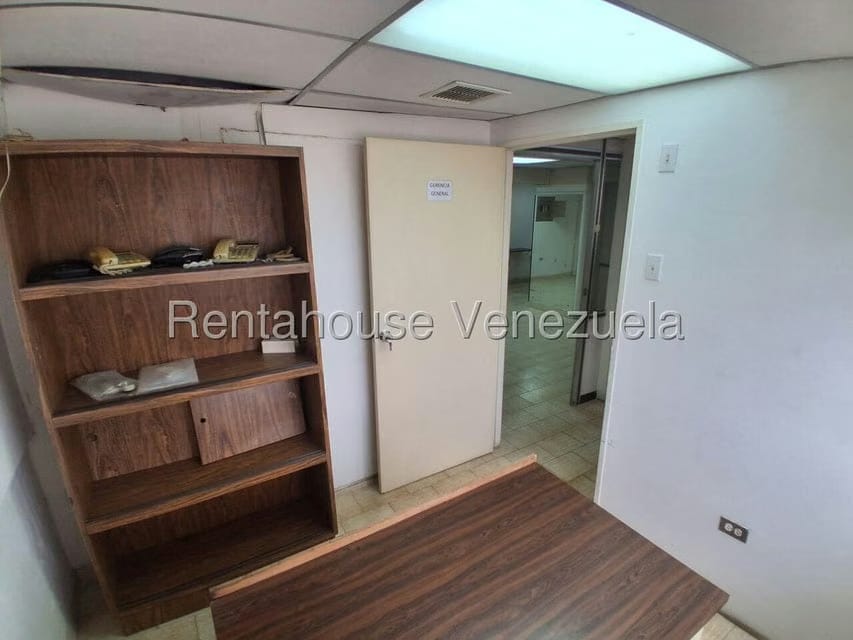 Comercial (Oficina) en Alquiler en Centro, Lara - 22