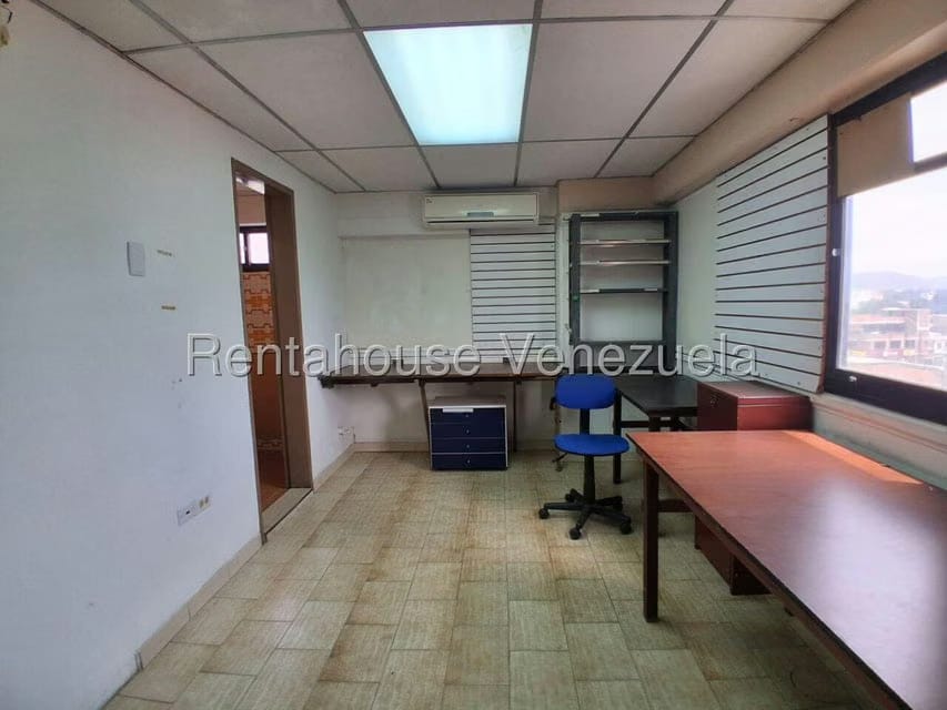 Comercial (Oficina) en Alquiler en Centro, Lara - 32