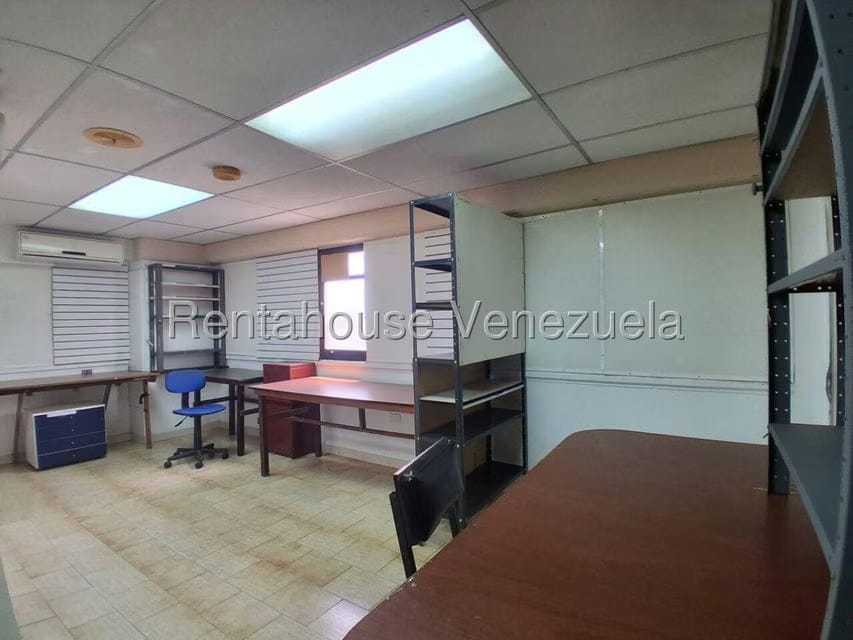 Comercial (Oficina) en Alquiler en Centro, Lara - 34