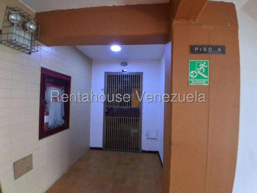 Comercial (Oficina) en Alquiler en Centro, Lara - 5