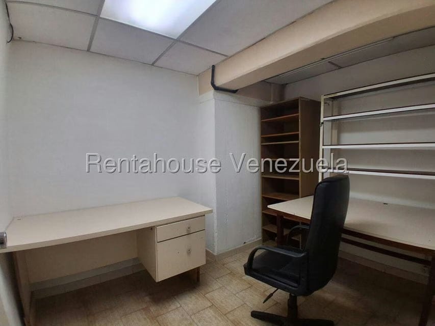Comercial (Oficina) en Alquiler en Centro, Lara - 9