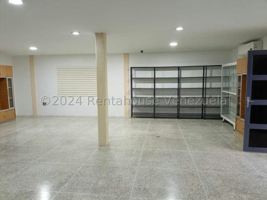 Comercial (Edificio) en Venta en Del Este, Lara - 13