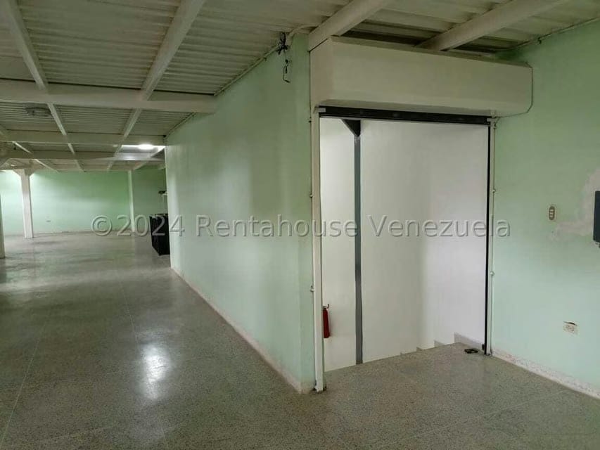 Comercial (Edificio) en Venta en Del Este, Lara - 18