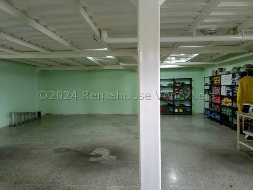 Comercial (Edificio) en Venta en Del Este, Lara - 23