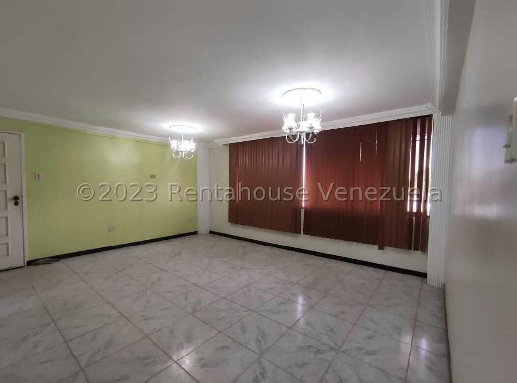 23-30810 Vende Apartamento en Los Aceitunos.Karem - 4