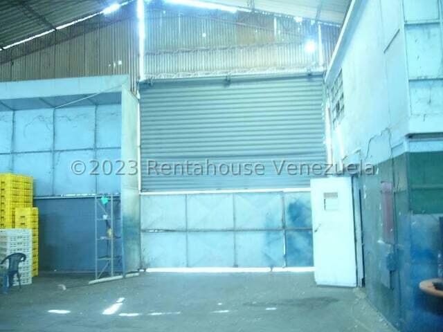 Comercial (Galpon - Deposito) en Alquiler en Los Haticos, Zulia - 3