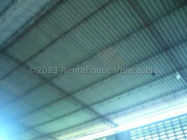 Comercial (Galpon - Deposito) en Alquiler en Los Haticos, Zulia - 4