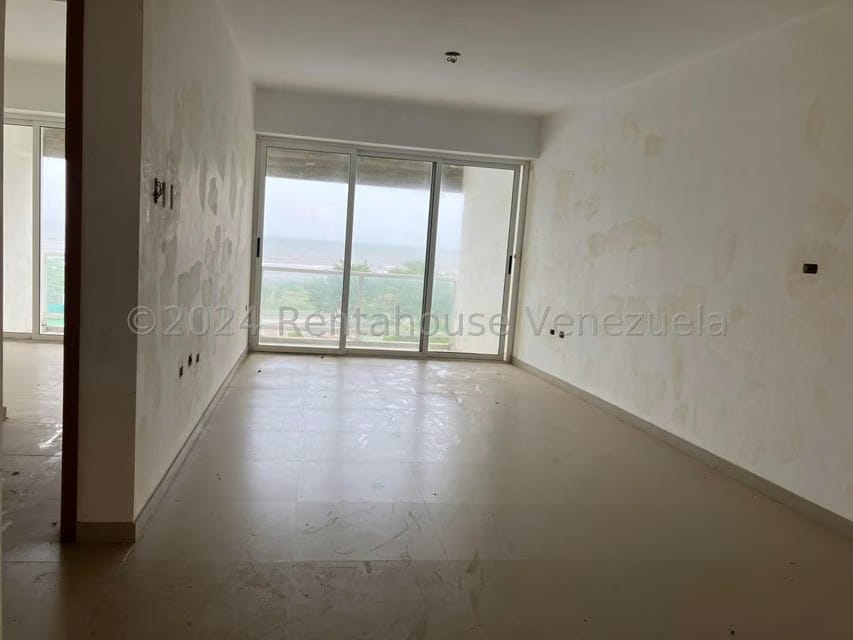 Apartamento (1 Nivel) en Venta en Agua Sal, Miranda - 3