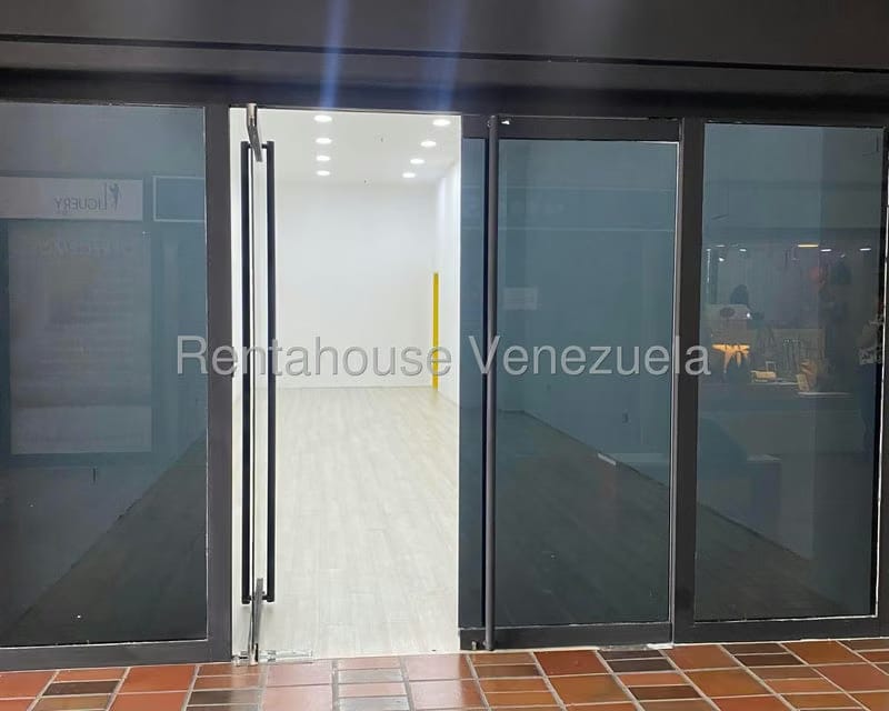 Comercial (Local Comercial) en Alquiler en Prados del Este, Distrito Metropolitano - 7