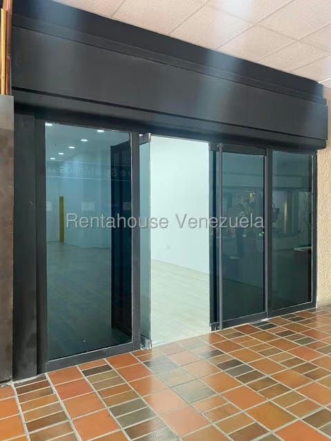 Comercial (Local Comercial) en Alquiler en Prados del Este, Distrito Metropolitano - 8