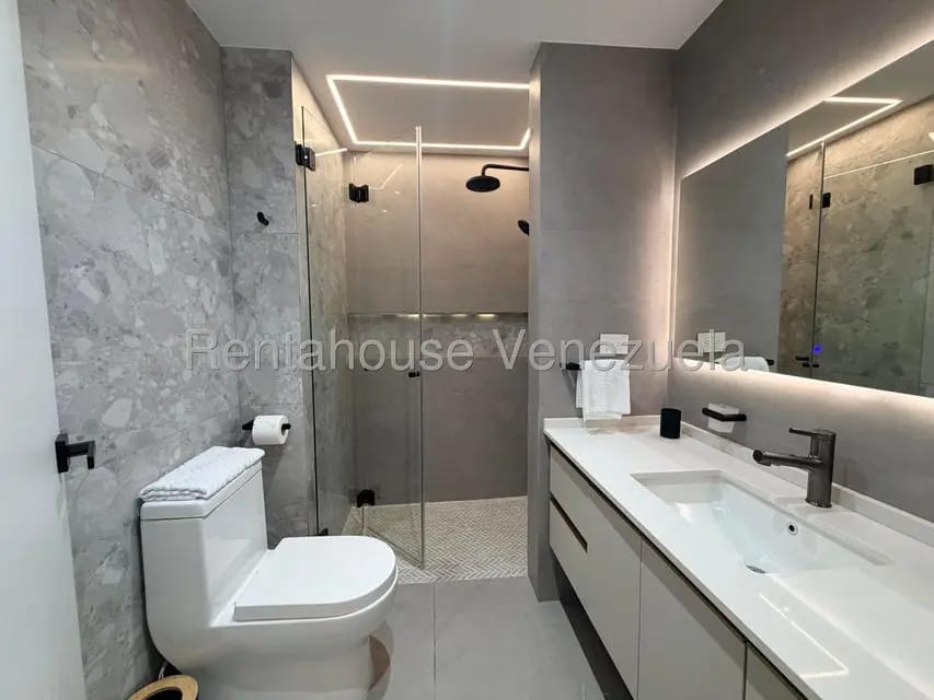 Apartamento (1 Nivel) en Venta en La Castellana, Distrito Metropolitano - 11