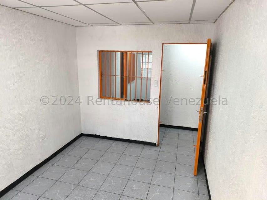 Comercial (Oficina) en Alquiler en Parroquia La Candelaria, Distrito Metropolitano - 7