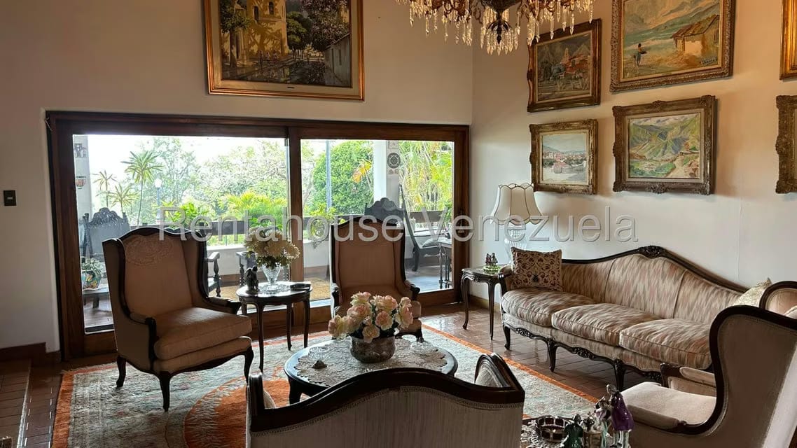 Casa (Multipes Niveles) en Venta en Cumbres de Curumo, Distrito Metropolitano - 12
