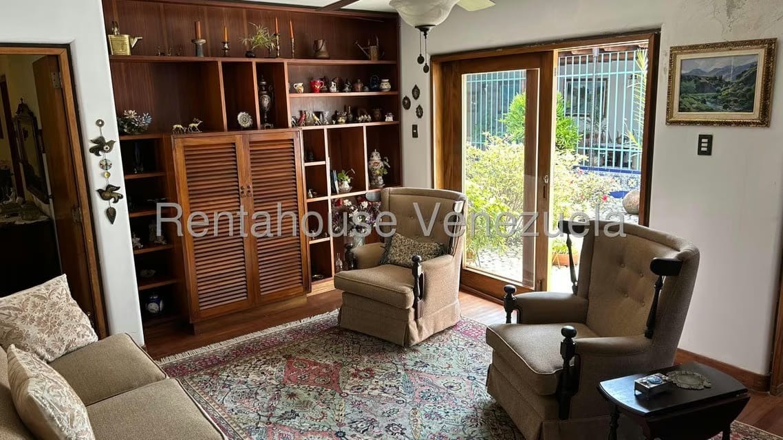 Casa (Multipes Niveles) en Venta en Cumbres de Curumo, Distrito Metropolitano - 17