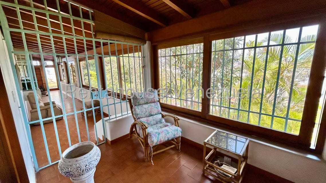 Casa (Multipes Niveles) en Venta en Cumbres de Curumo, Distrito Metropolitano - 27