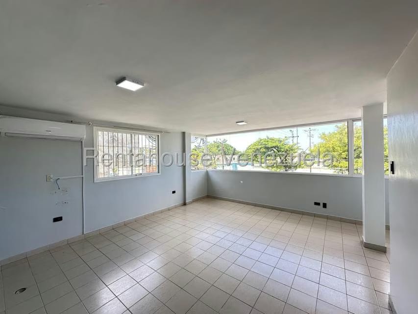 Comercial (Local Comercial) en Alquiler en Centro, Falcon - 3