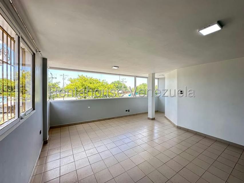 Comercial (Local Comercial) en Alquiler en Centro, Falcon - 6