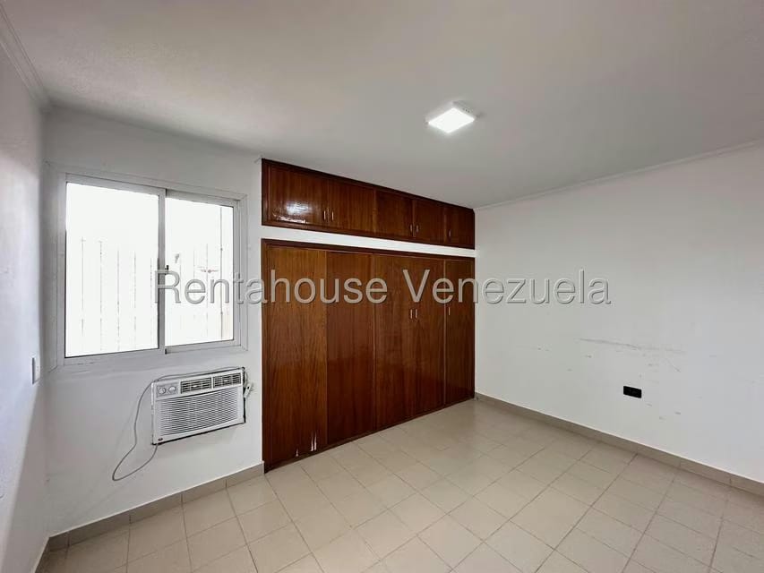 Comercial (Local Comercial) en Alquiler en Centro, Falcon - 9