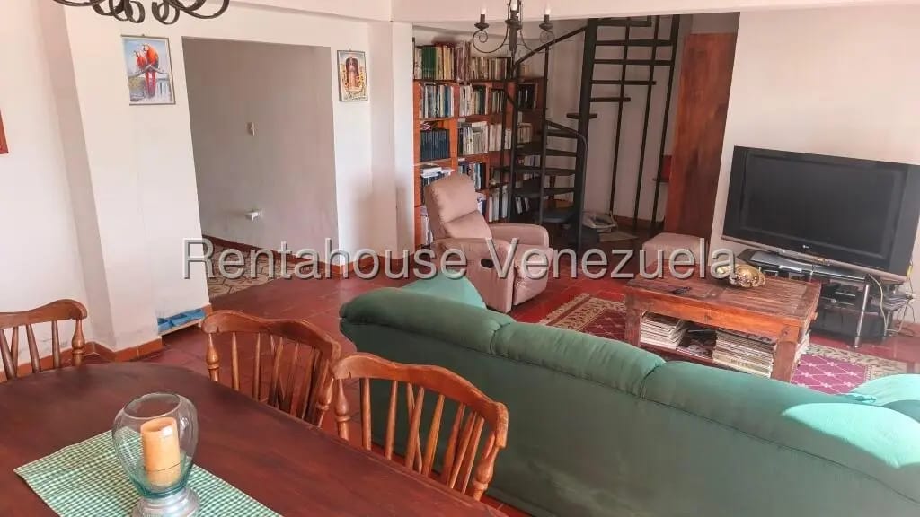 Casa (Duplex) en Venta en Club de Campo, Miranda - 12