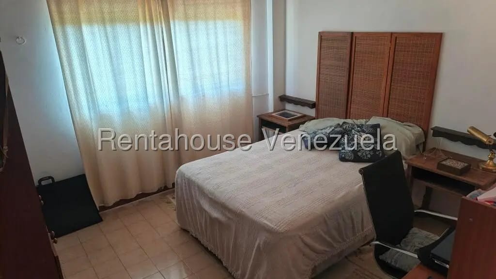 Casa (Duplex) en Venta en Club de Campo, Miranda - 23