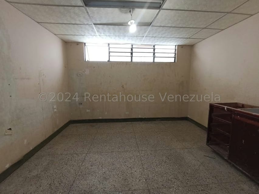 Comercial (Edificio) en Venta en Zona Centro, Aragua - 19