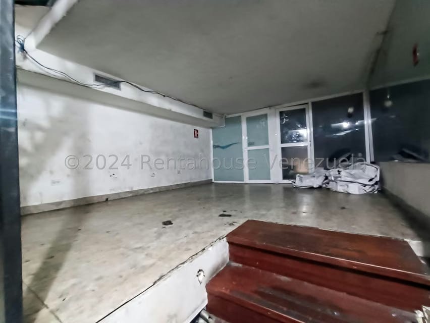 Comercial (Galpon - Deposito) en Venta en Parroquia Altagracia, Distrito Metropolitano - 10
