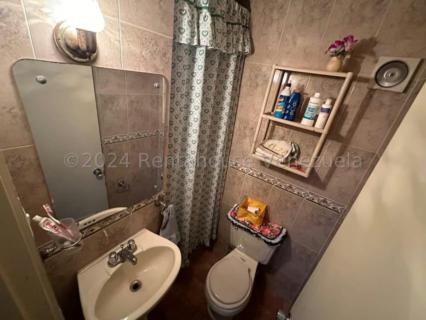 Apartamento (Duplex) en Venta en Rosalito, Miranda - 13