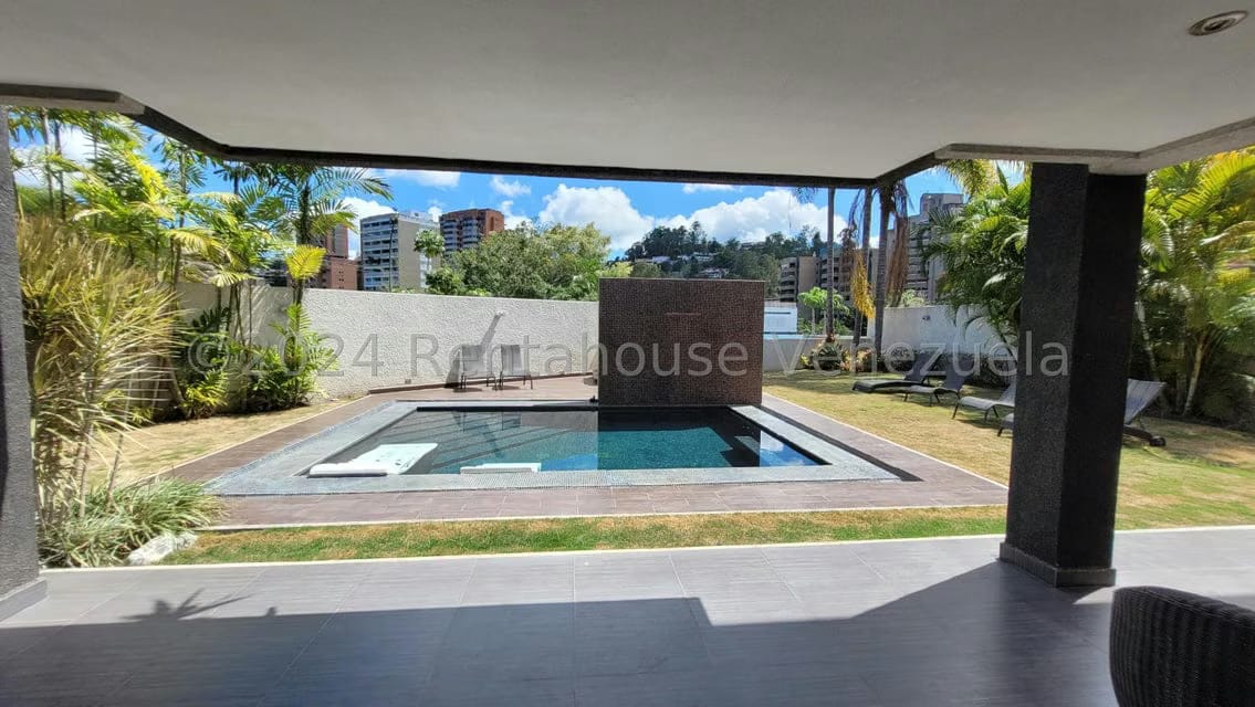 Casa (Multipes Niveles) en Venta en Los Naranjos del Cafetal, Distrito Metropolitano - 21