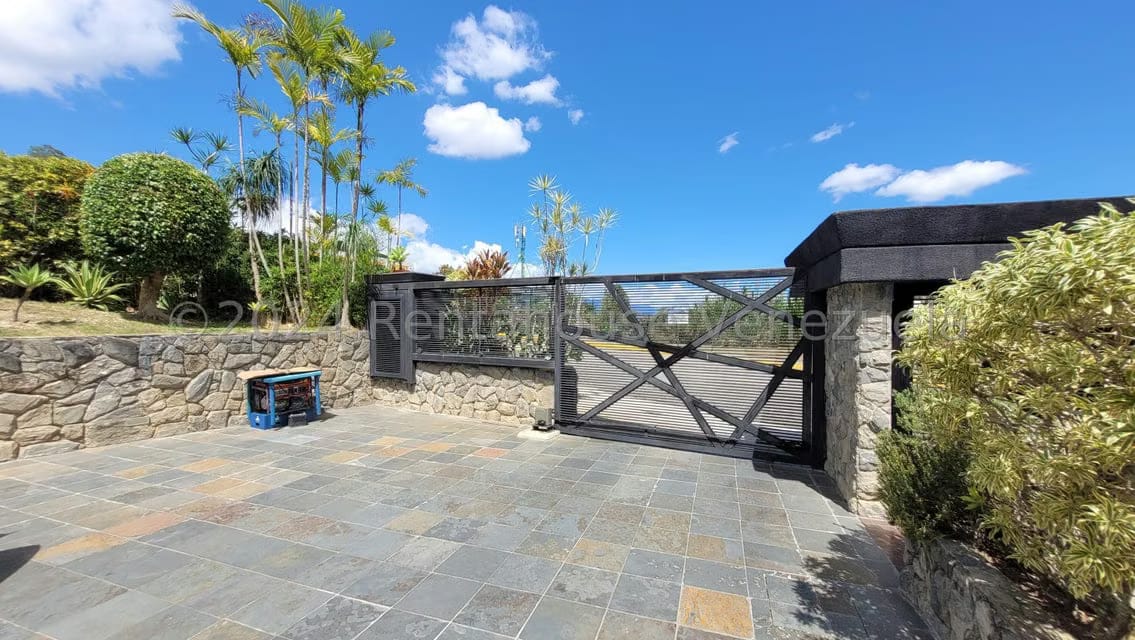 Casa (Multipes Niveles) en Venta en Los Naranjos del Cafetal, Distrito Metropolitano - 4