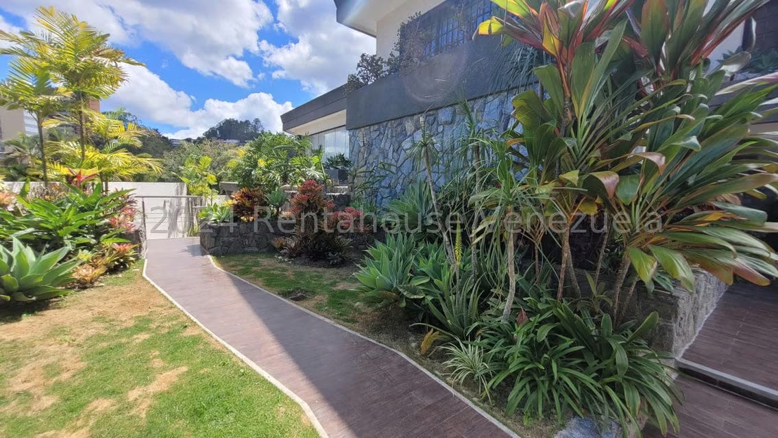 Casa (Multipes Niveles) en Venta en Los Naranjos del Cafetal, Distrito Metropolitano - 5