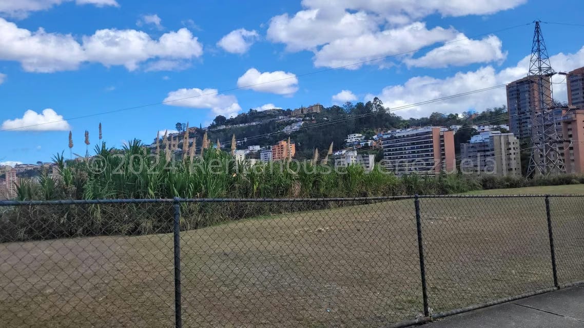 Casa (Multipes Niveles) en Venta en Los Naranjos del Cafetal, Distrito Metropolitano - 64
