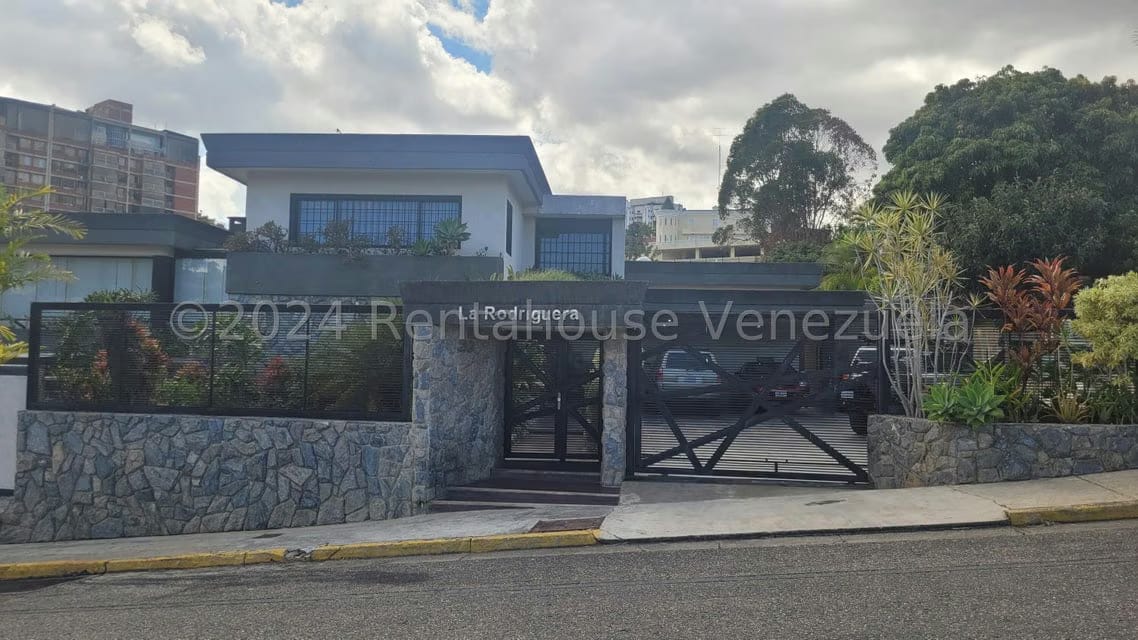 Casa (Multipes Niveles) en Venta en Los Naranjos del Cafetal, Distrito Metropolitano - 65