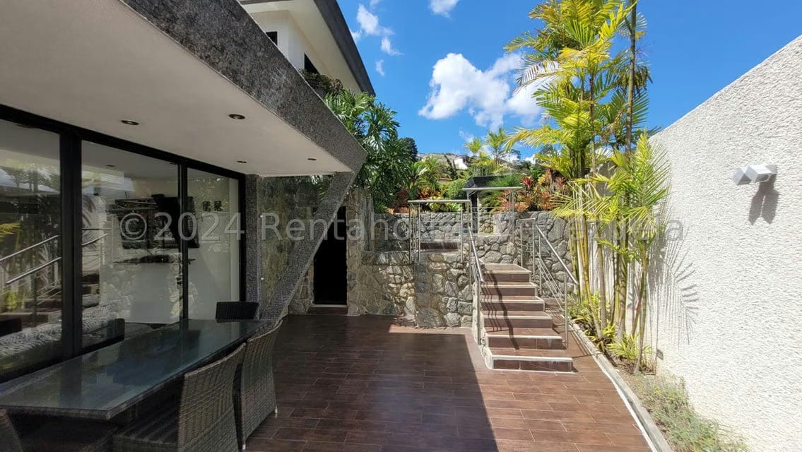 Casa (Multipes Niveles) en Venta en Los Naranjos del Cafetal, Distrito Metropolitano - 8