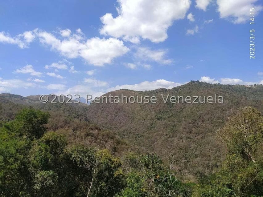 Terreno (Comercial) en Venta en La Lagunita Country Club, Distrito Metropolitano - 4