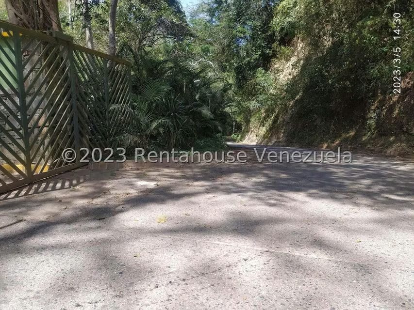 Terreno (Comercial) en Venta en La Lagunita Country Club, Distrito Metropolitano - 6