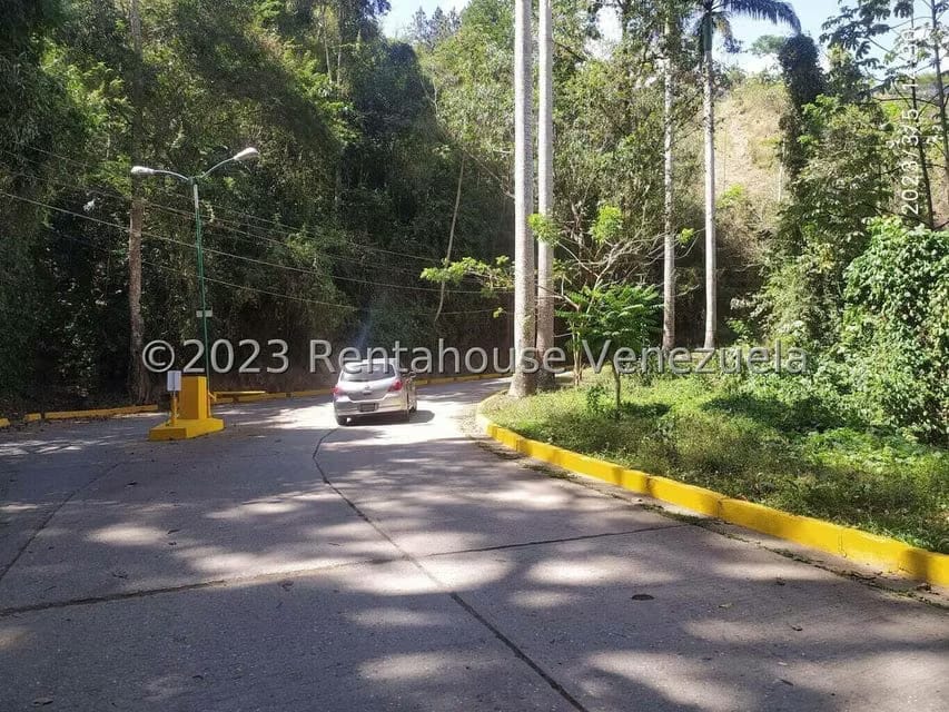 Terreno (Comercial) en Venta en La Lagunita Country Club, Distrito Metropolitano - 8