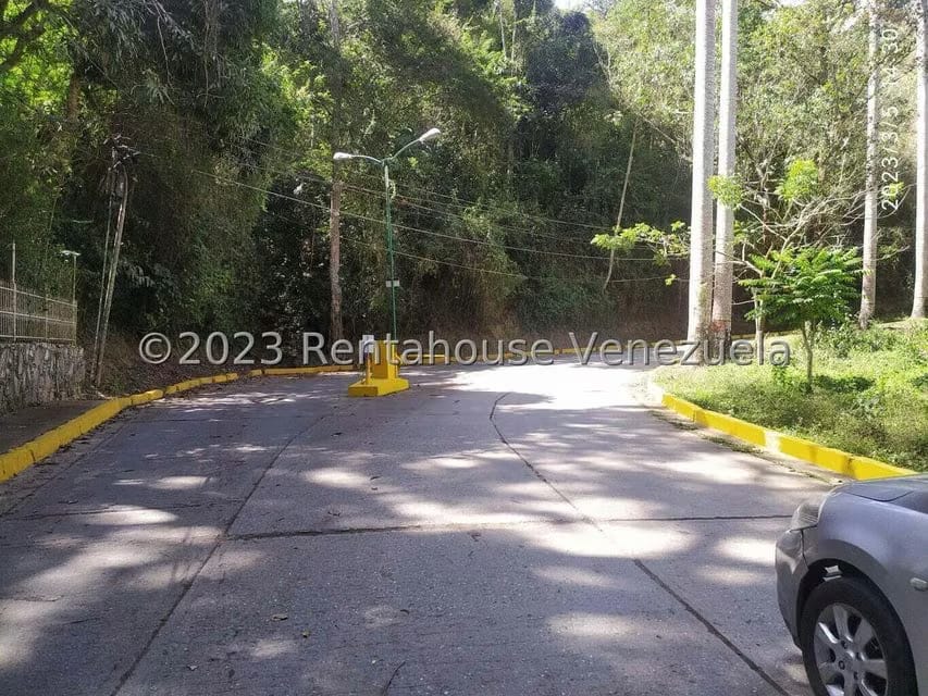 Terreno (Comercial) en Venta en La Lagunita Country Club, Distrito Metropolitano - 9