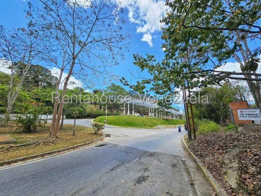 Terreno (Residencial) en Venta en La Lagunita Country Club, Distrito Metropolitano - 5