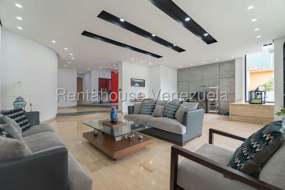 Casa (Multipes Niveles) en Venta en Santa Eduvigis, Distrito Metropolitano - 14