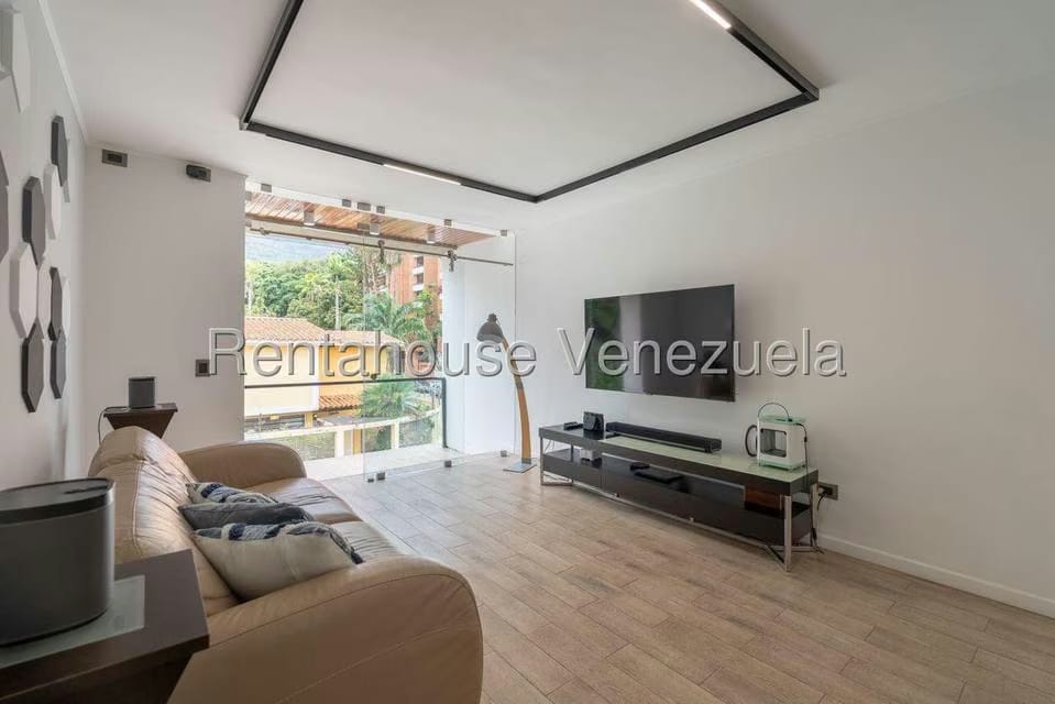 Casa (Multipes Niveles) en Venta en Santa Eduvigis, Distrito Metropolitano - 33