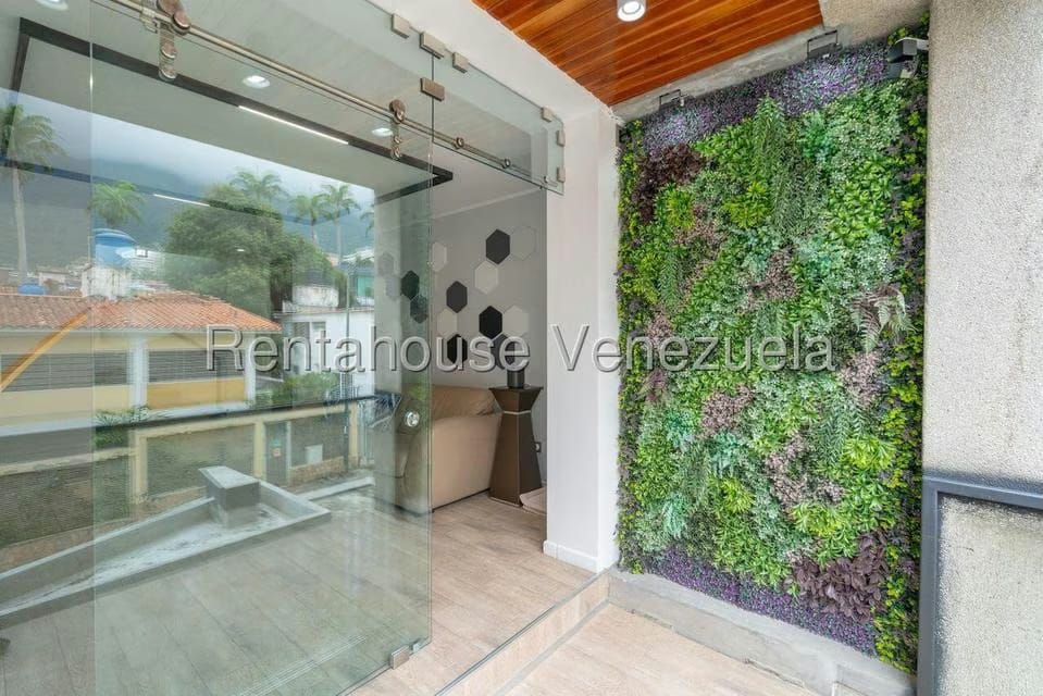 Casa (Multipes Niveles) en Venta en Santa Eduvigis, Distrito Metropolitano - 45