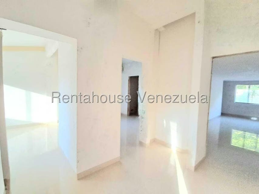 Casa (1 Nivel) en Venta en Parque Mirador, Carabobo - 18