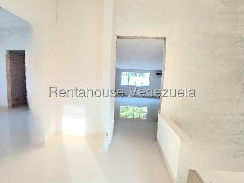 Casa (1 Nivel) en Venta en Parque Mirador, Carabobo - 19