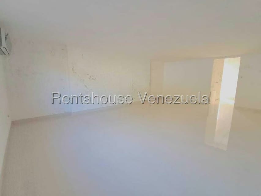 Casa (1 Nivel) en Venta en Parque Mirador, Carabobo - 23