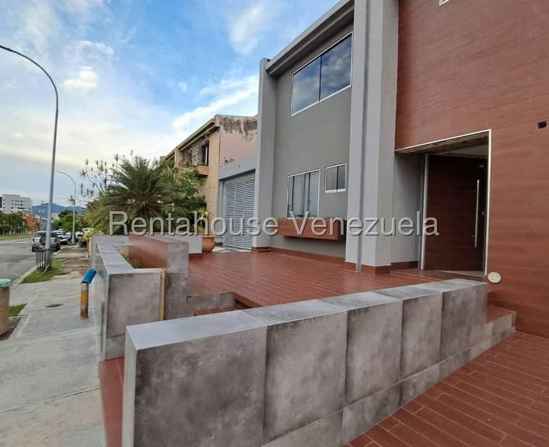 Casa (1 Nivel) en Venta en Parque Mirador, Carabobo - 4