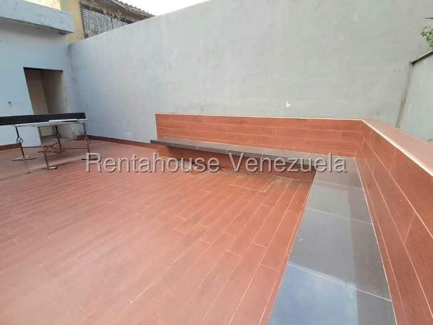 Casa (1 Nivel) en Venta en Parque Mirador, Carabobo - 33