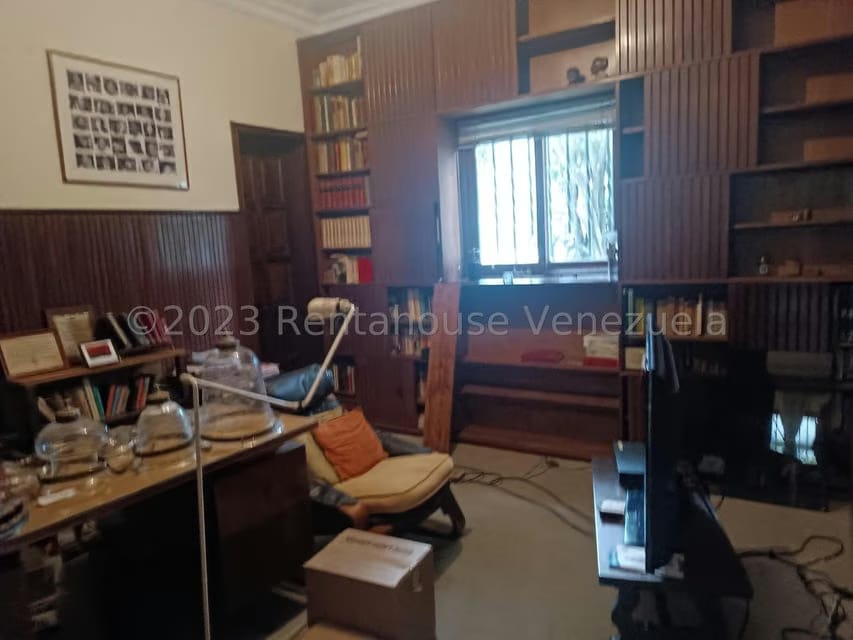 Casa (Colonial) en Venta en Country Club, Distrito Metropolitano - 14