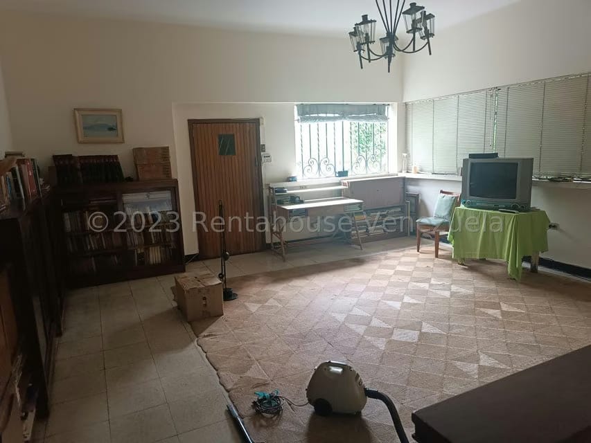 Casa (Colonial) en Venta en Country Club, Distrito Metropolitano - 23