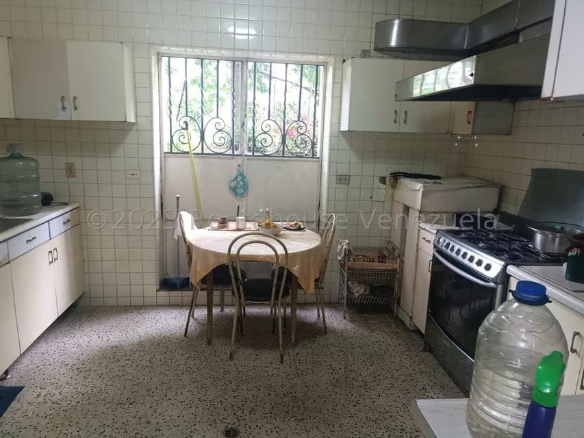 Casa (Colonial) en Venta en Country Club, Distrito Metropolitano - 24