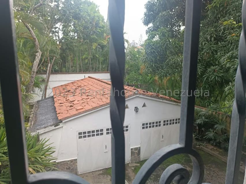 Casa (Colonial) en Venta en Country Club, Distrito Metropolitano - 56